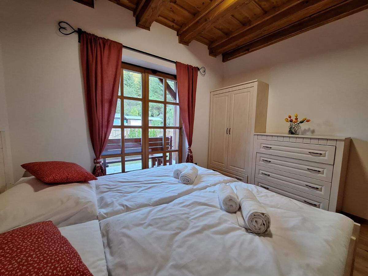 Apartman Jezerne Velké Karlovice Exterior foto