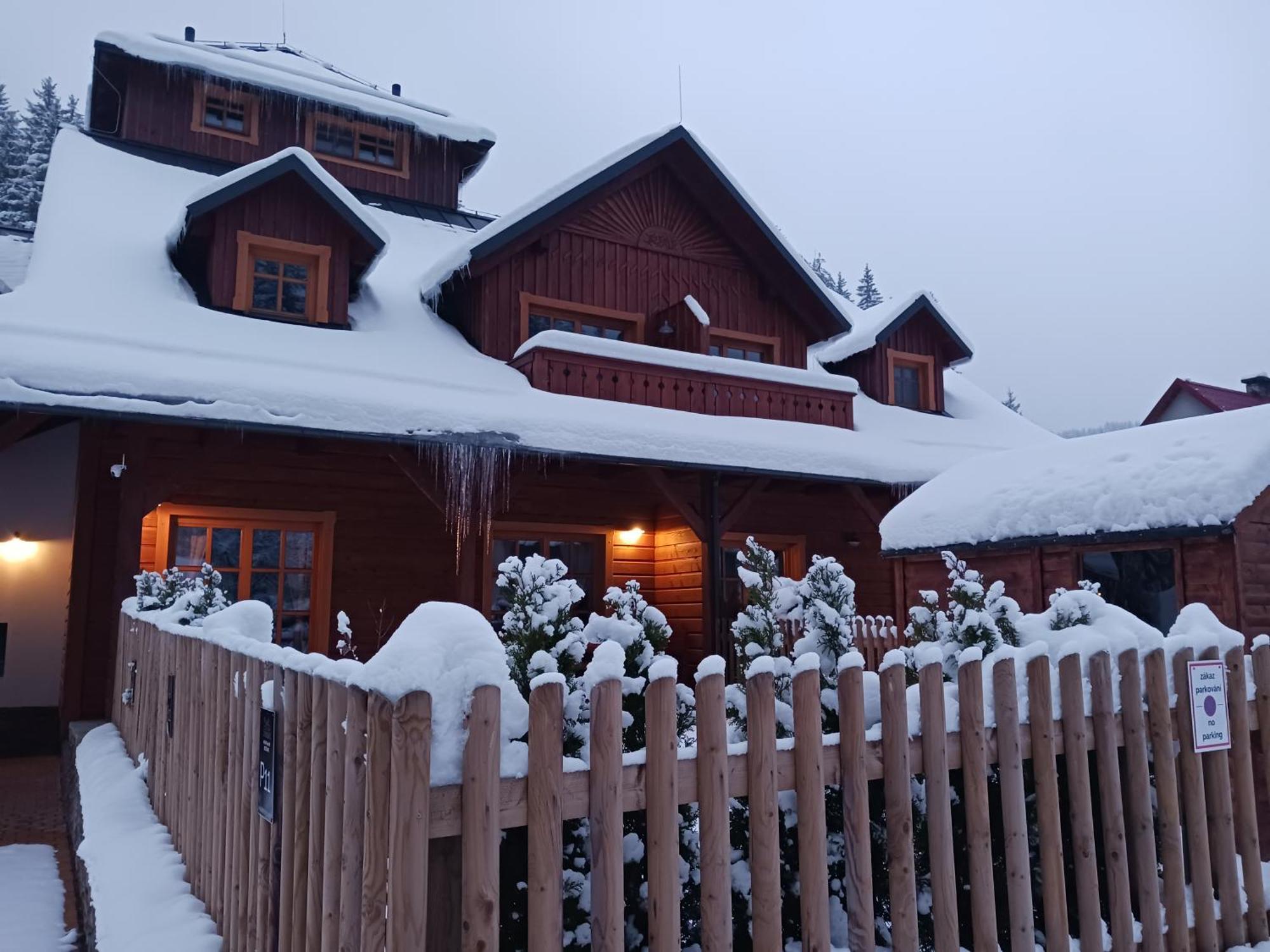 Apartman Jezerne Velké Karlovice Exterior foto